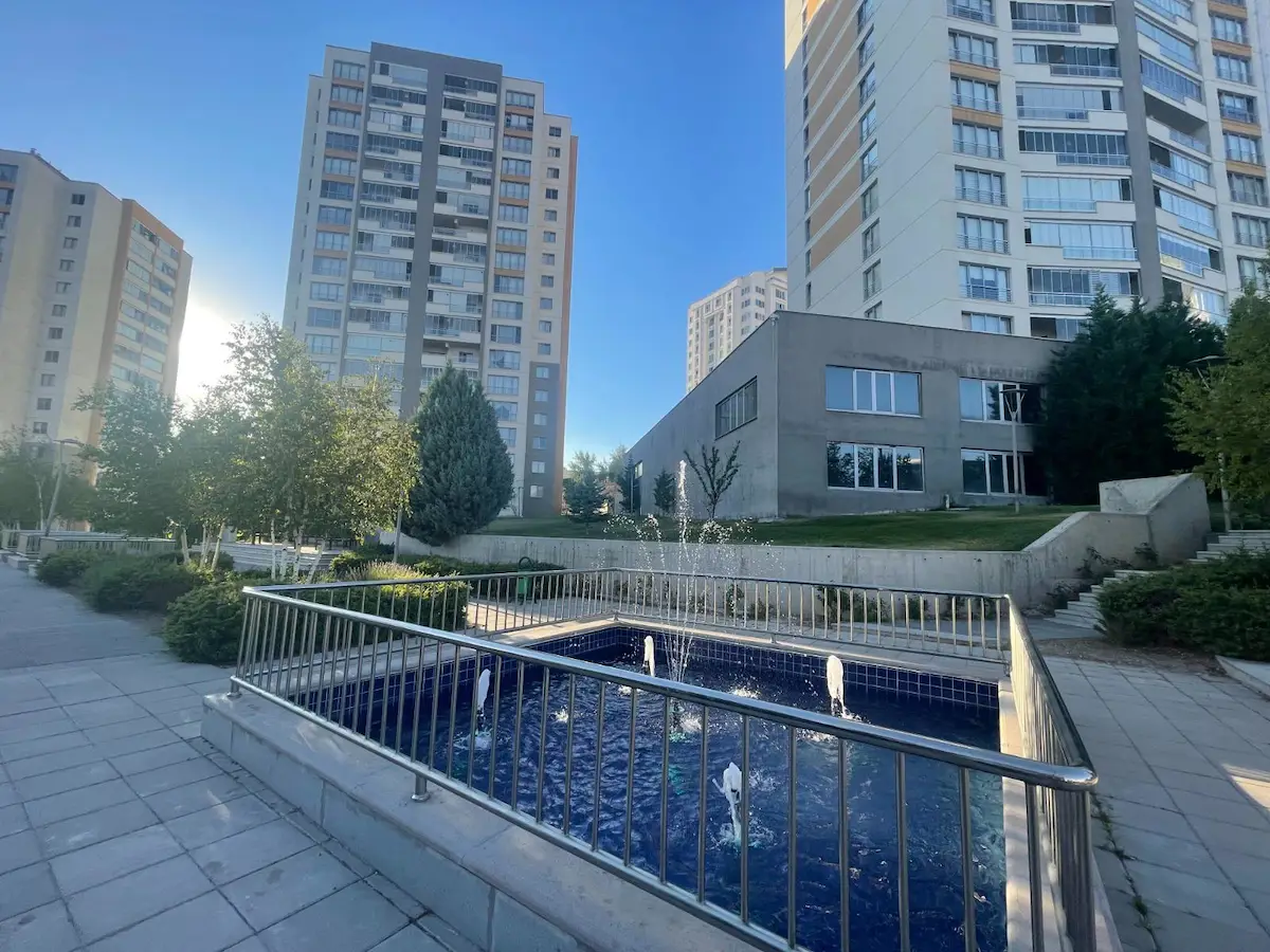 ATA MAH SÖĞÜT BAHÇE SİTESİ’NDE 16. KAT 3+1 | 145 M² NET | MERKEZİ ISITMA | BOŞ