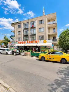 PENDİK KURTKÖY MERKEZ CADDE ÜZERİ 200 M² EMSALSİZ DAİRE