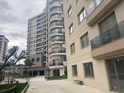KÜÇÜKÇEKMECE İNÖNÜ MAH’DE SIFIR KİRALIK DÜKKAN