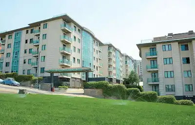 GÜNAYDIN KONAKLARI'NDA SITE İÇİNE BAKAN FERAH 2+1 | AYDINLI