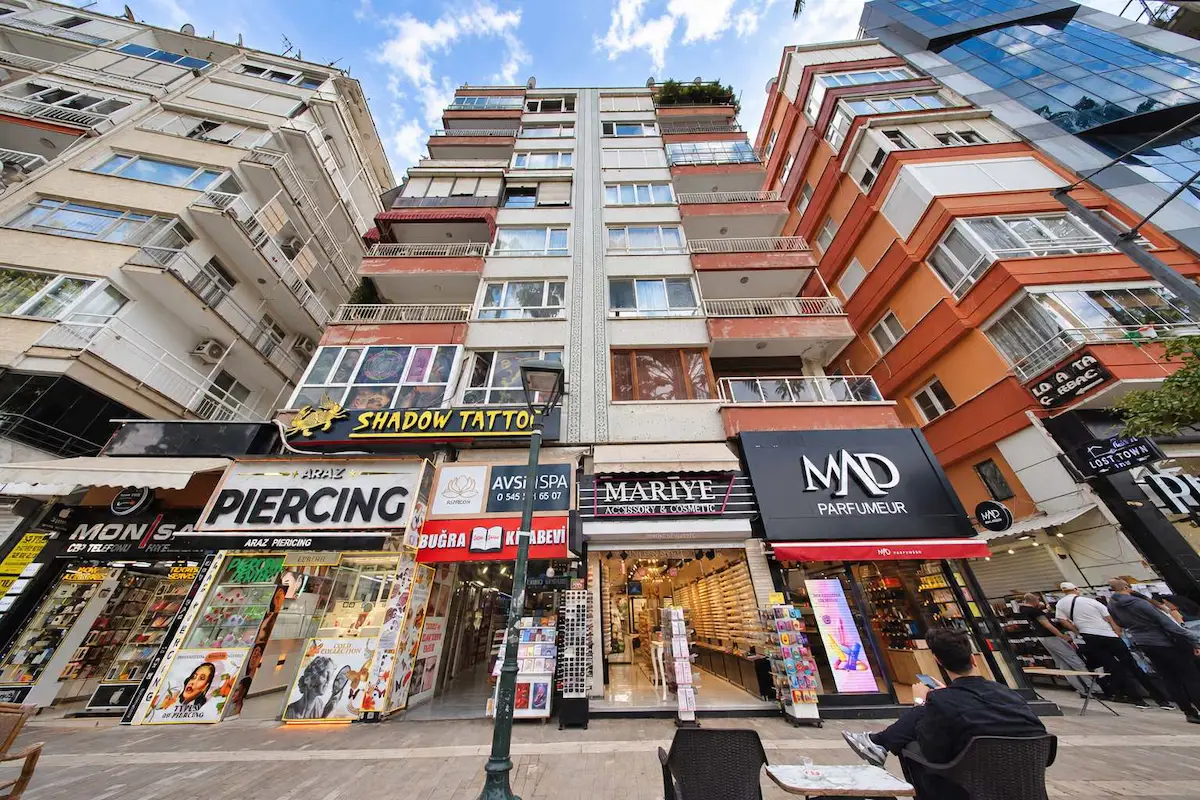 HAŞİMİŞCAN'DA KALEİÇİ KARŞISI 3+1 SATILIK DAİRE