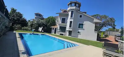 BEYKOZ RIVA’DA ÖZEL HAVUZLU, KIŞ BAHÇELI, 3 ADET 6+2 LÜKS VILLA