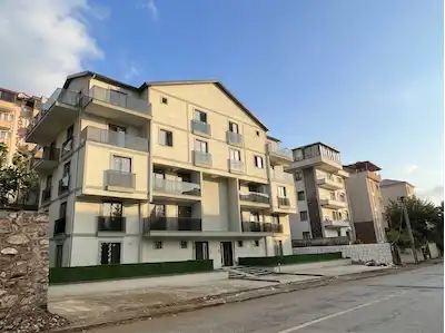 REMAXÇAKRA ÖMER ONAYCI / ŞIRINKÖY'DE BAHÇELI 3,5+1 SATILIK DAIRE
