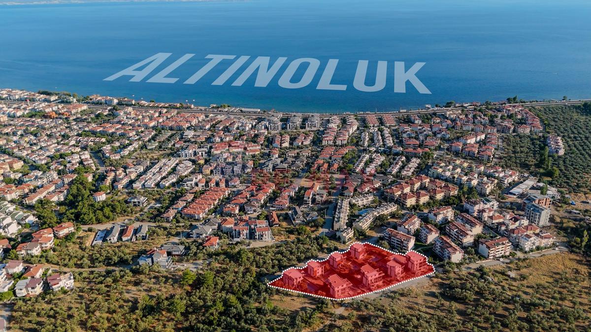 ALTINOLUK'TA DOĞANIN VE LÜKSÜN BULUŞTUĞU MODERN SIFIR VILLA