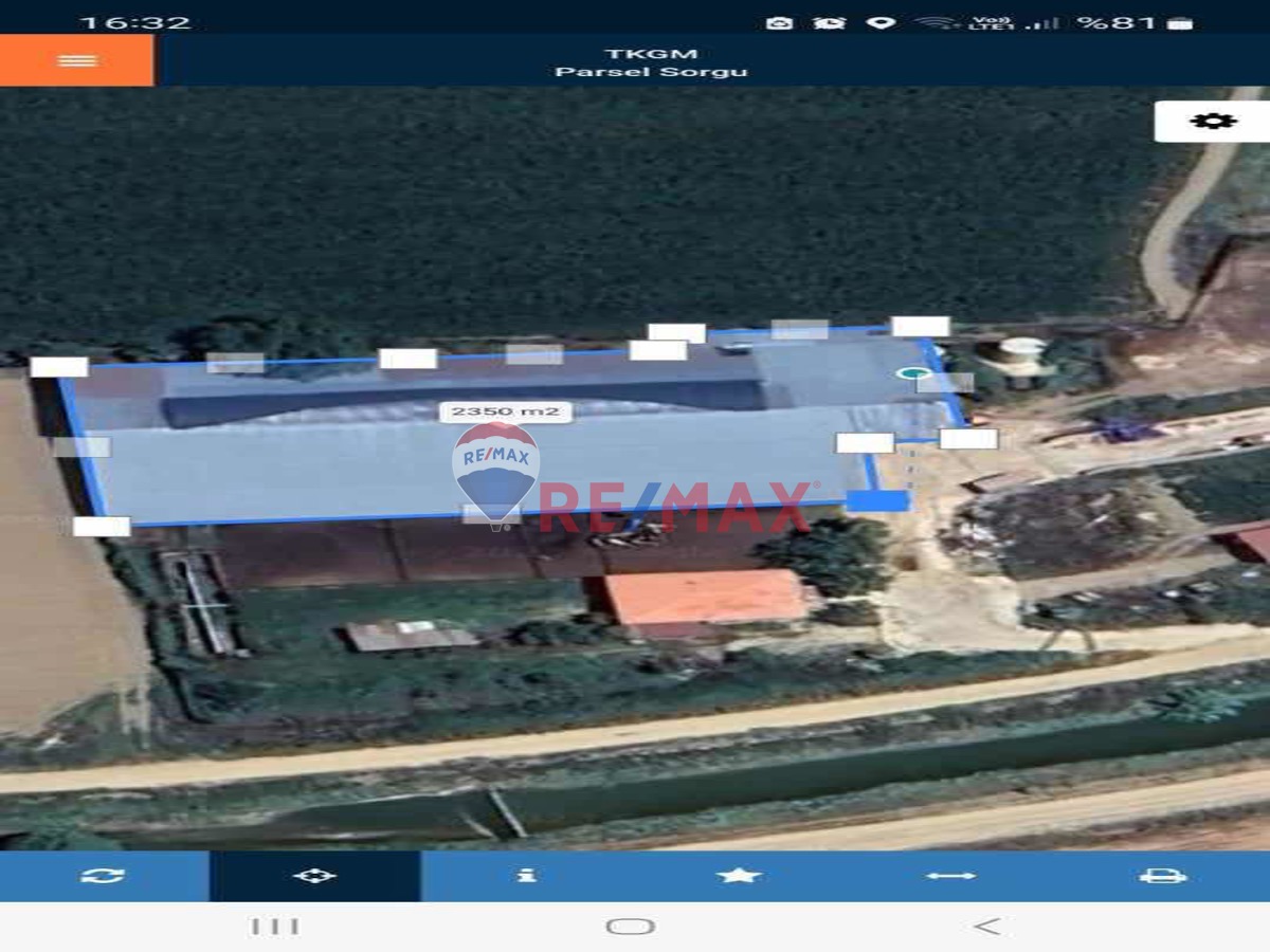 ÖDEMIŞ'DE 35781 M2 SATILIK ÇIFTLIK