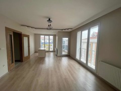 BEYLIKDÜZÜDE DEĞIRMEN EVLERI 2 SITESINDE STILIK 3+2 DUBLEKS. خانه فروشی دوبلکس  مناسب اقامت  