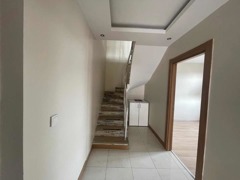 BEYLIKDÜZÜDE DEĞIRMEN EVLERI 2 SITESINDE STILIK 3+2 DUBLEKS. خانه فروشی دوبلکس  مناسب اقامت  