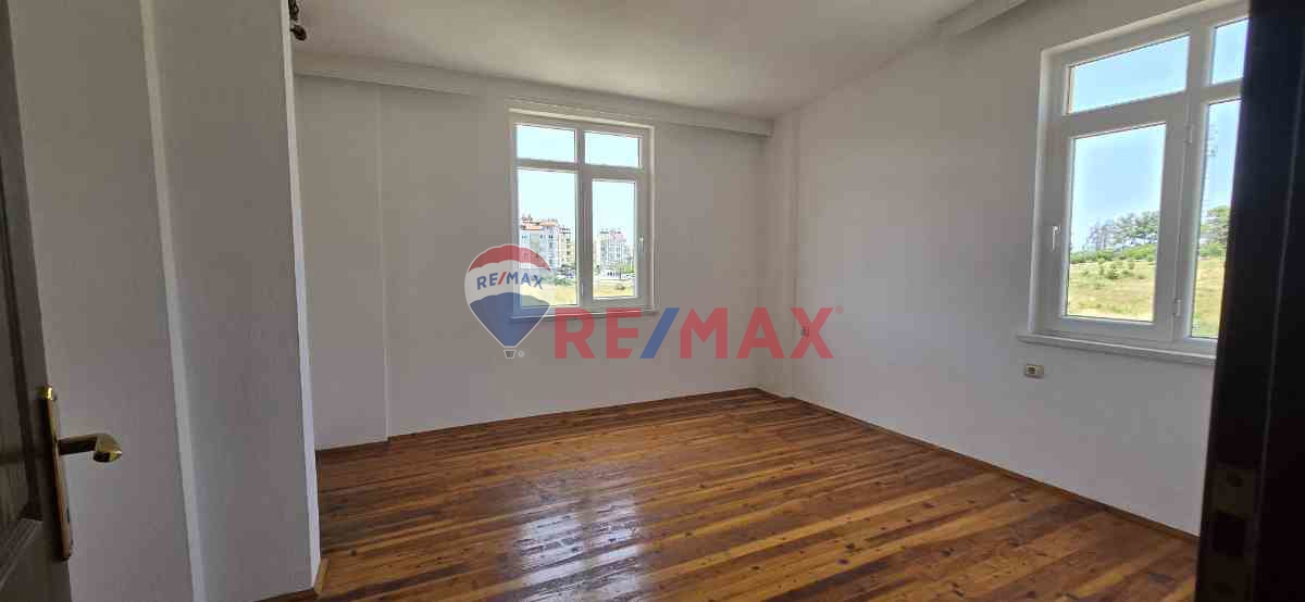 KAVAKLI MAHALLESİ'NDE KİRALIK DAİRE