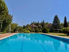 BEYKOZ BOZHANE RIVA EVLERINDE SATILIK TRIBLEKS VILLA