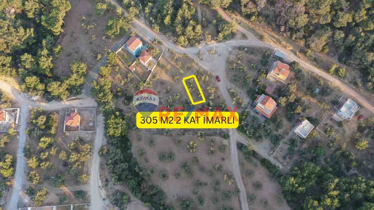 ÇANAKKALE EZİNE TAVAKLI KÖYÜ'NDE SATILIK İMARLI ARSA