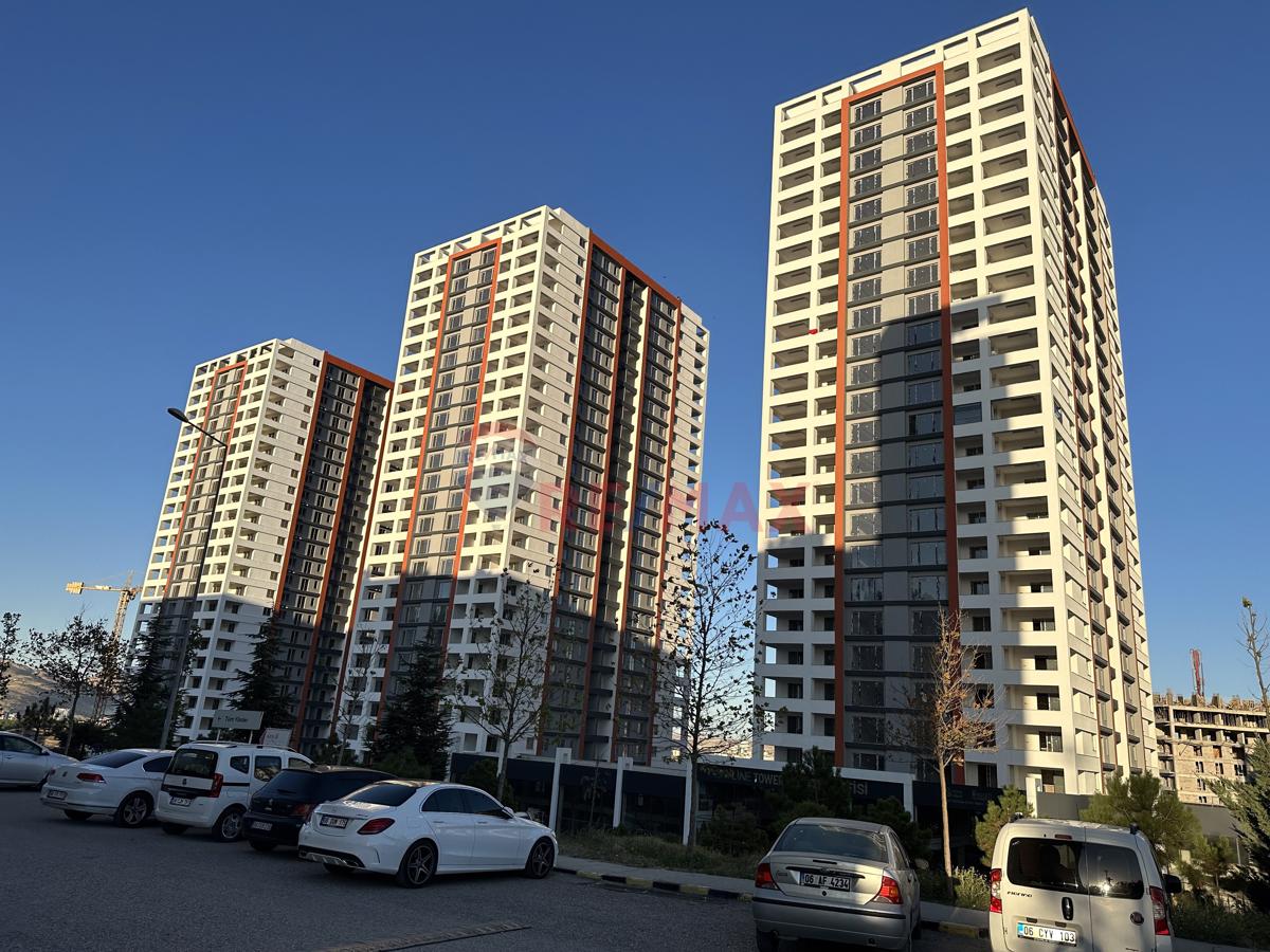 NATA NEGA YANI SKYLİNE TOWER'  DA SIFIR LÜX ORMAN MANZARALI SATILIK 4.5+1 DAİRE(TAPULU)