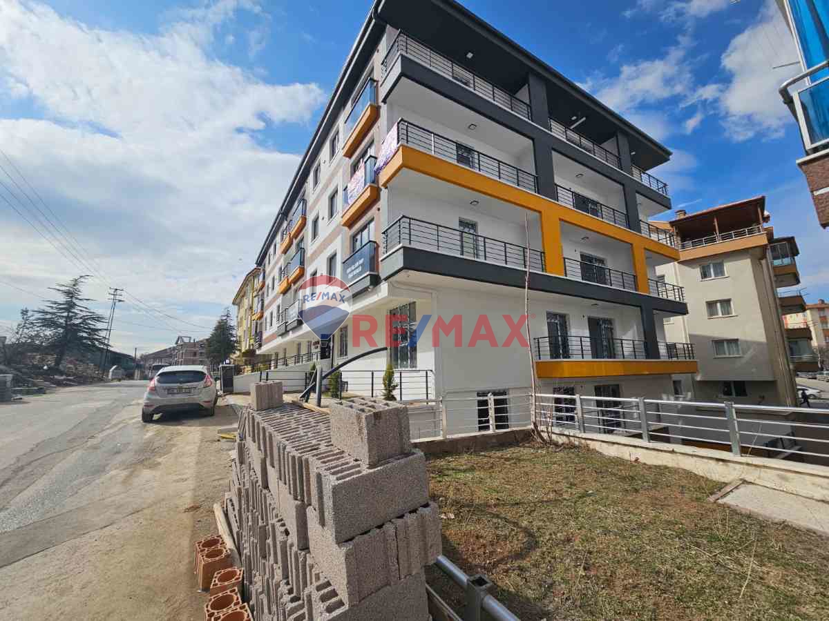 MAMAK GÜLVEREN MAHALLESINDE 2+1 EŞYALI KIRALIK LÜKS DAIRE