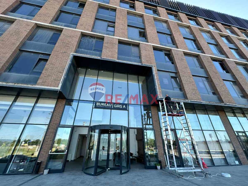 RE/MAX DREAM KARTEPE BUREAU REZIDANS'TA 1+0 KIRALIK DAIRE