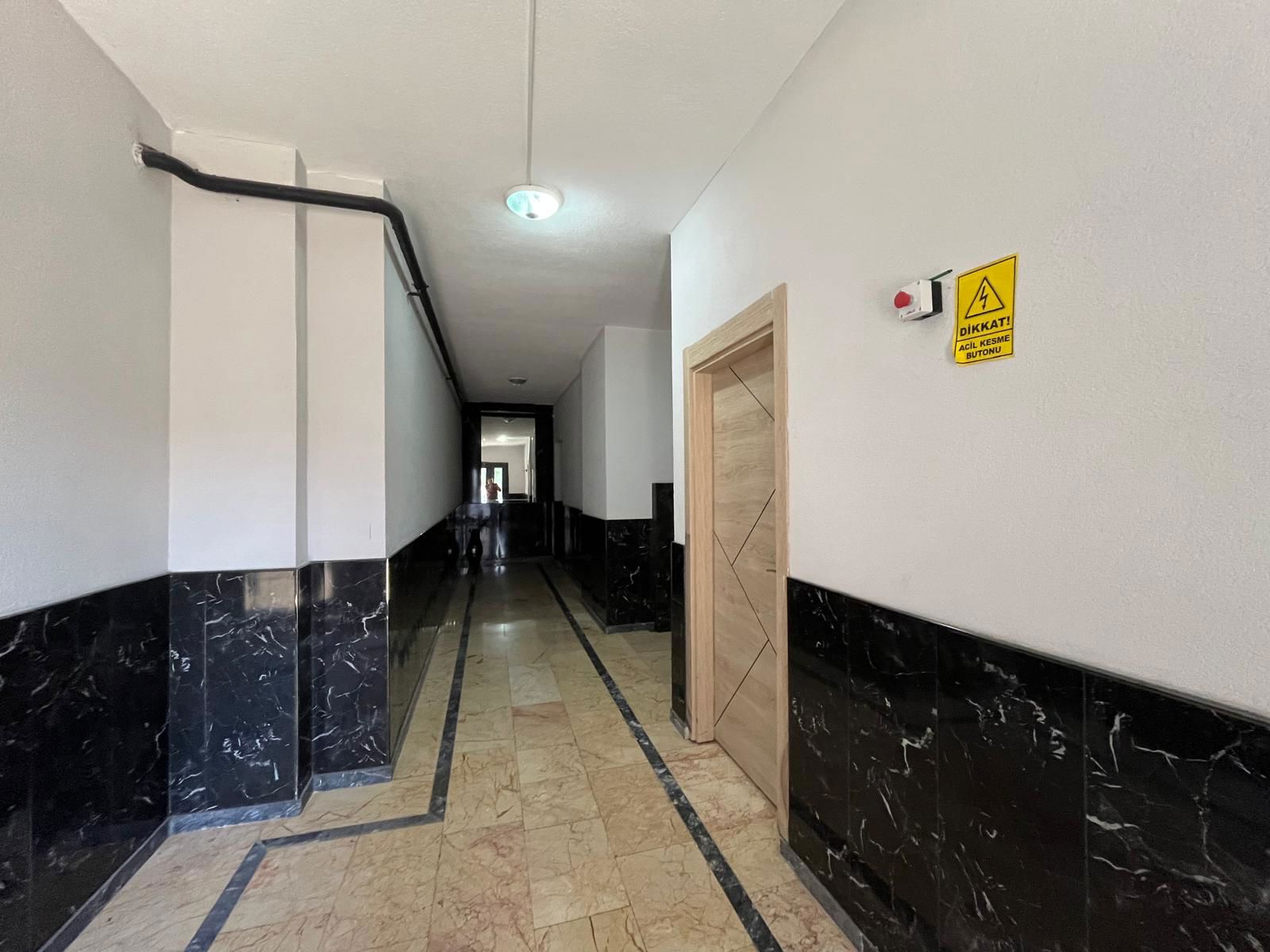 REMAXÇAKRA ÖMER ONAYCI'DAN BAŞISKELE'DE 3+1 KIRALIK DAIRE