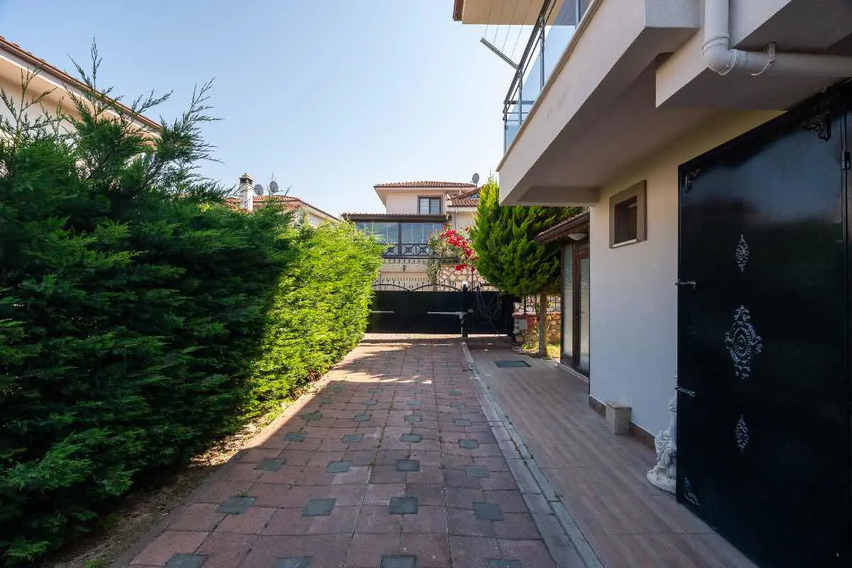Property image 30
