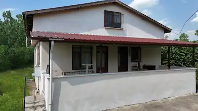 ÇAMLICA DA 1608 M² ARAZI ÜZERINDE SATILIK MÜSTAKIL EV