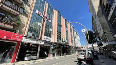 ADAPAZARI’NDA 2. KATTA 55 M² NET TAPULU BÜRO/OFİS | BOŞ & HEMEN TESLİME UYGUN