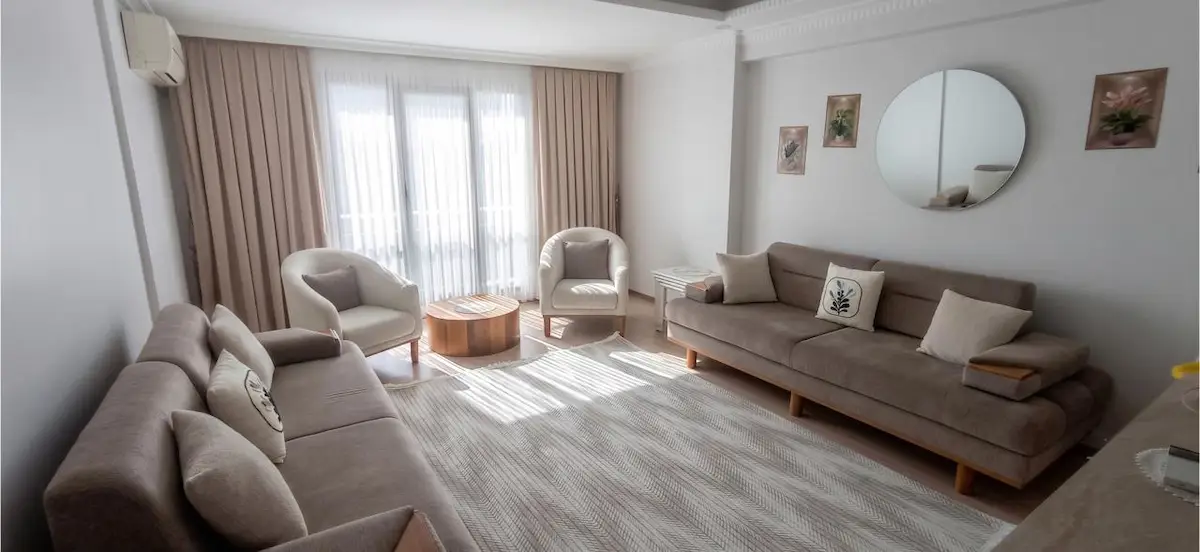BAŞAKŞEHİR GÜVERCİNTEPE MAHALLESİ’NDE 5+2 FERAH SATILIK DAIRE