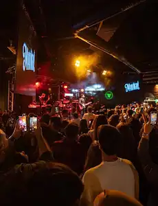 ÇANAKKALE MERKEZ DE FIRSAT! 1.200 M² • 800 KİŞİLİK KONSER & EĞLENCE MEKANI DEVREN ISLETME