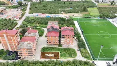 ARAKLI MERKEZ MAHALESİN'DE 244 M2 KONUT İMARLI ARSA