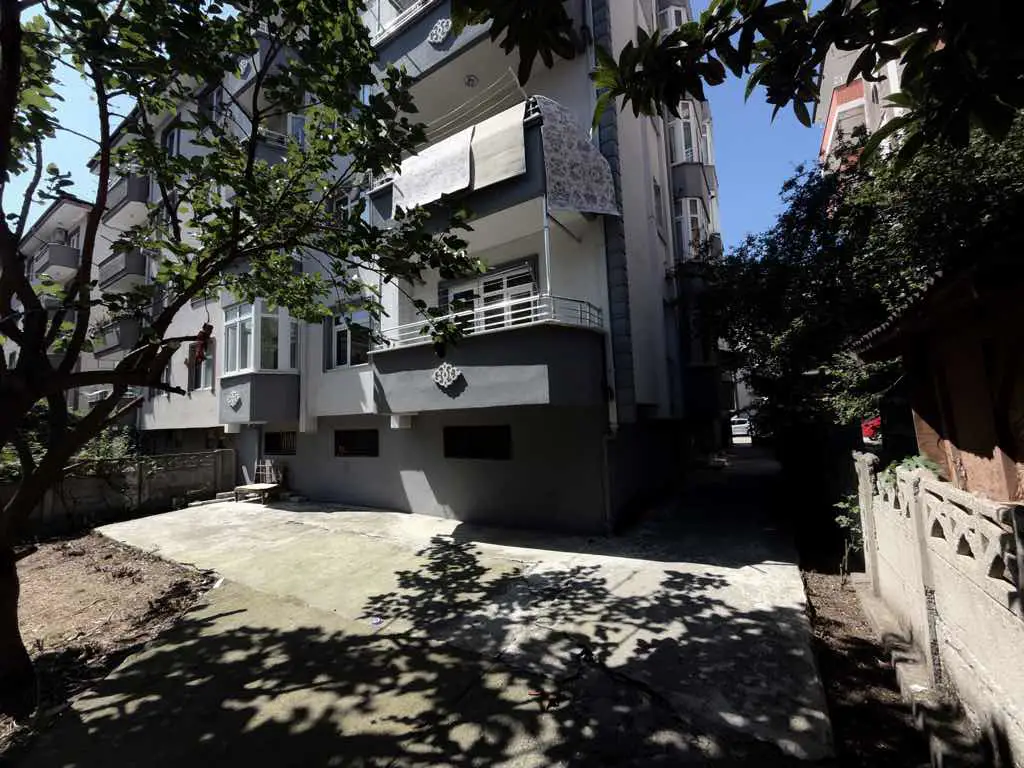 REMAX HÜR FURKAN ATAK’TAN MİTHATPAŞA’DA SATILIK DAİRE