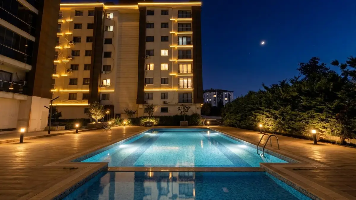 BEYAZ PALAS ADNAN KAHVECİ SATILIK DAİRE 3+1 HAVUZ VE PEYZAJ MANZ 2