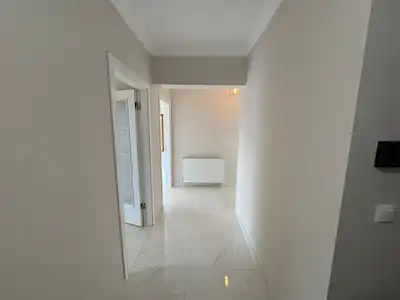 RE/MAX MAVİ'DEN YAZLIK MH KİRALIK 3+1 150M2 CADDE ÜSTÜ DAİRE