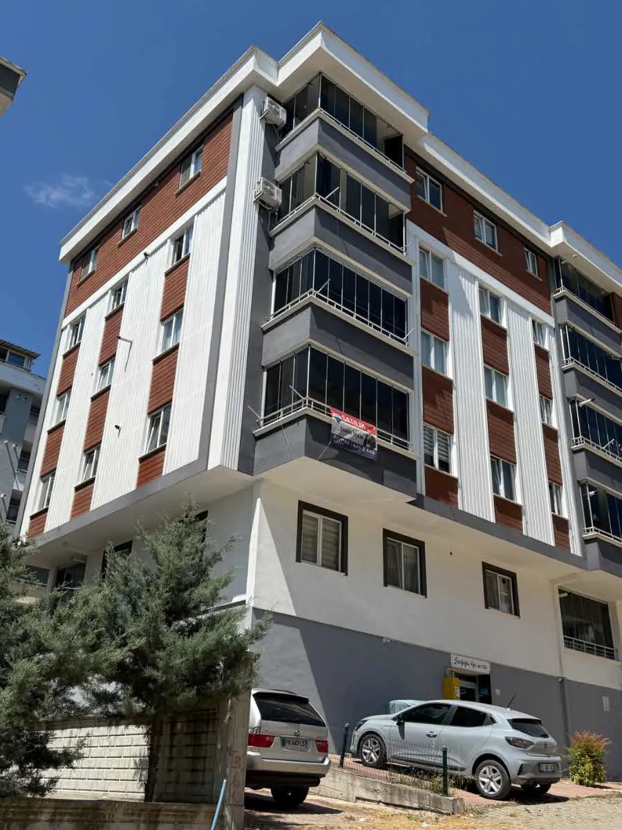 TRAMWAYA YÜRÜME MESAFESINDE SIFIR 1+1 DAIRE