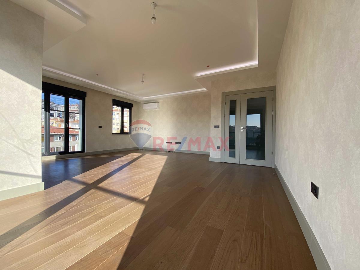 Beşiktaş Dikilitaş Hatıra Evleri Projesinde Satılık Lüx A+ DUBLEX 4+1