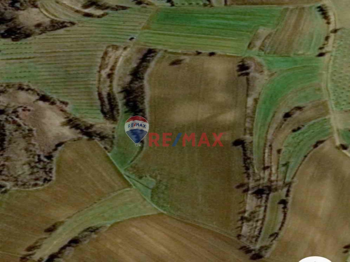 İZMIT YENICE DE SATILIK 23.182 M2 ARSA