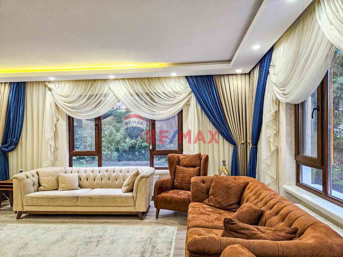 REMAX EMRE KOÇ - ÇUKURAMBAR 'DA SATILIK 4+1 DAIRE