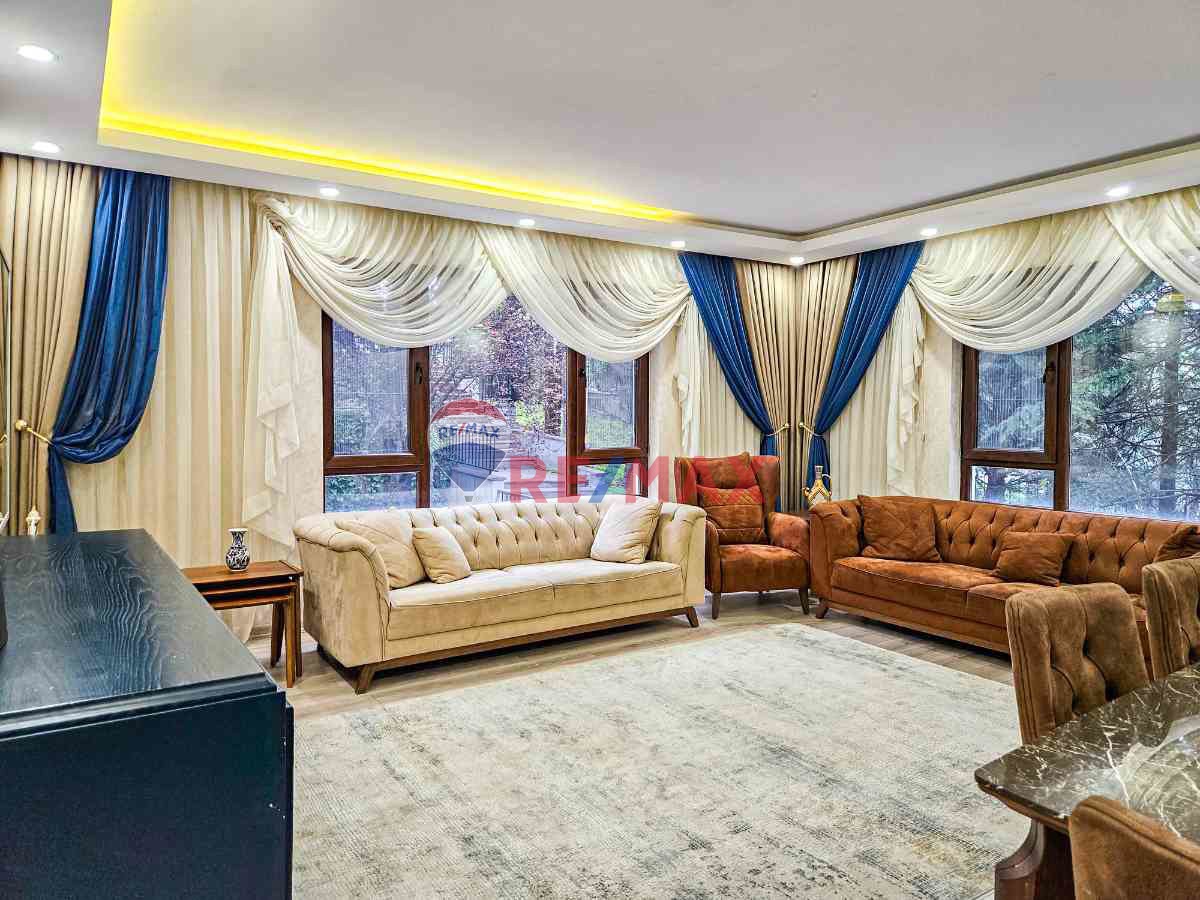REMAX EMRE KOÇ - ÇUKURAMBAR 'DA SATILIK 4+1 DAIRE