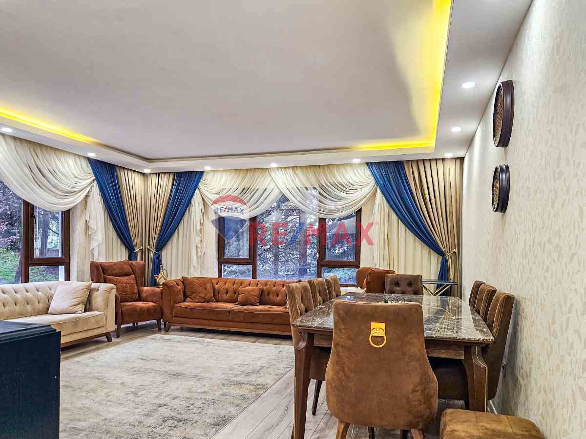 REMAX EMRE KOÇ - ÇUKURAMBAR 'DA SATILIK 4+1 DAIRE