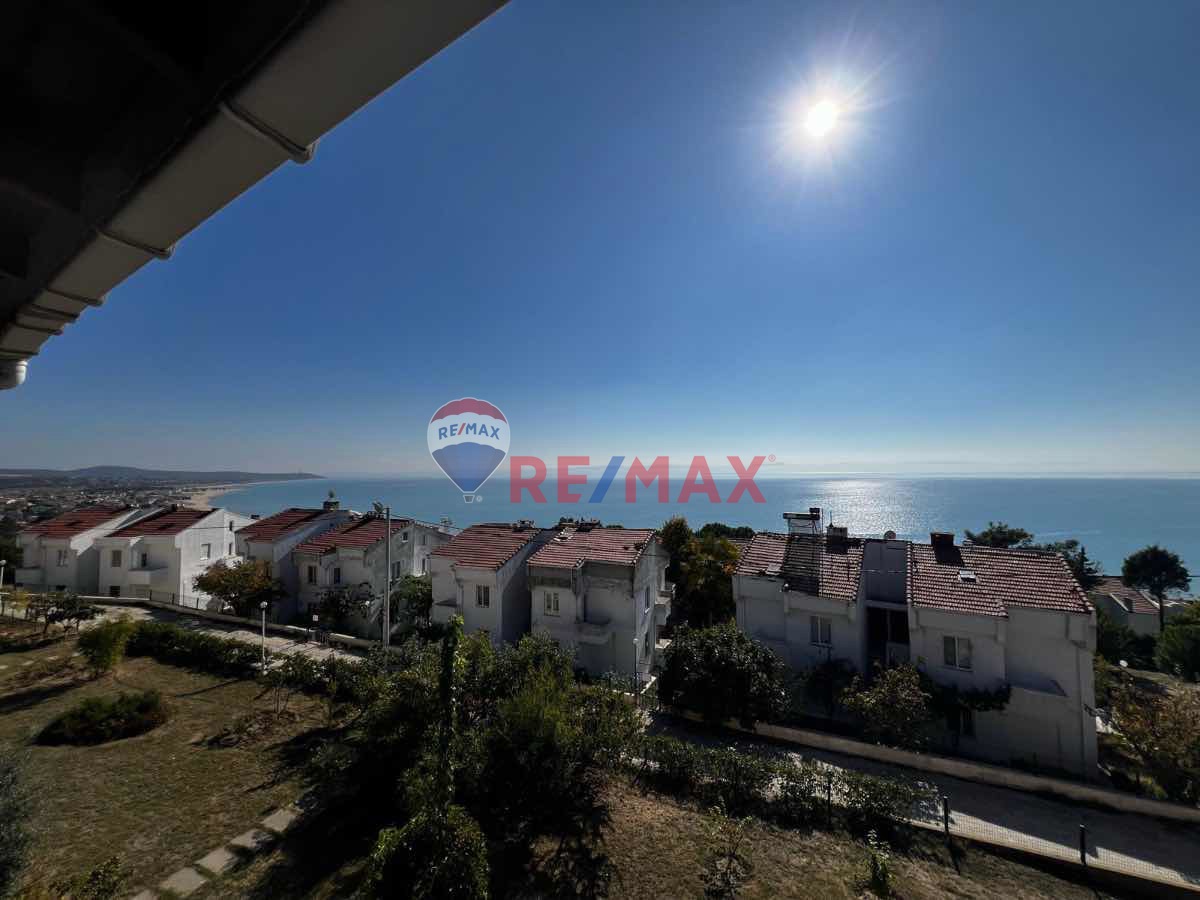 SATILIK SAROZ ERIKLI'DE 250 M2 DENIZ MANZARALI VILLA YAZLIK