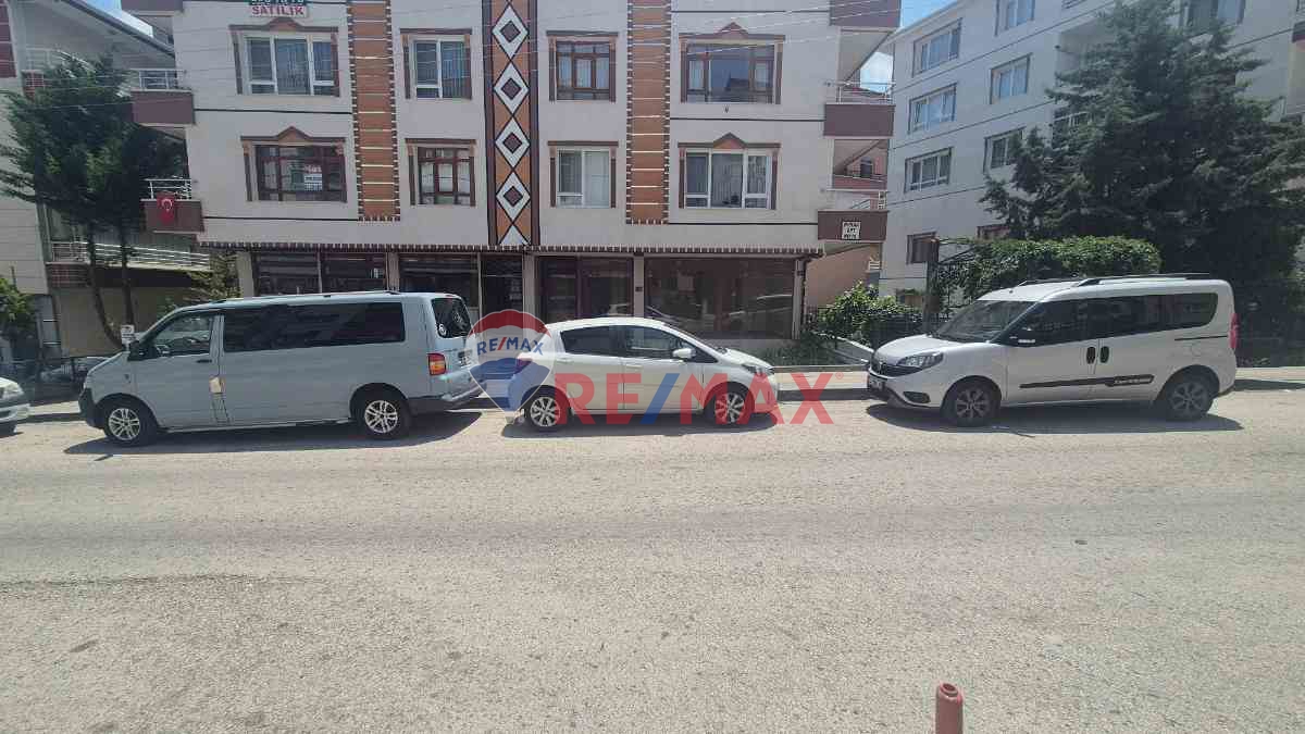 ALSANCAK MAHALLESİNDE CADDEYE CEPHE 80M2 DÜKKAN