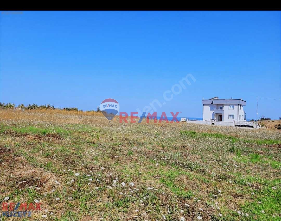 REMAX KUZEY SEVCAN GÜRLEVİKTEN TAŞKELİKTE KISMI DENİZ MANZARALI SATILIK VİLLA ARSASI