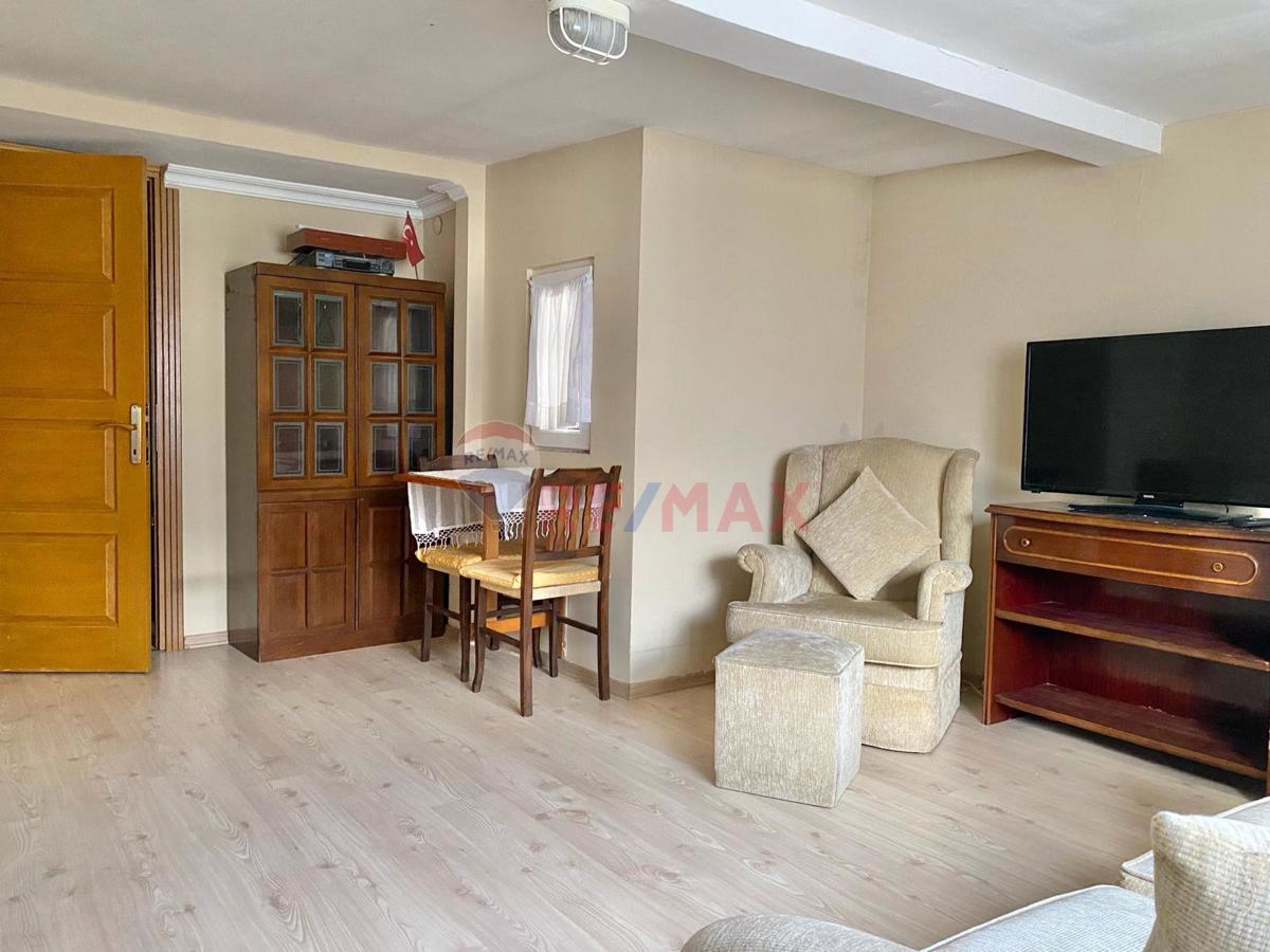 ŞİŞLİ KURTULUŞ BAYIR SOKAK'TA 3+1 ÇATI DUBLEKSI