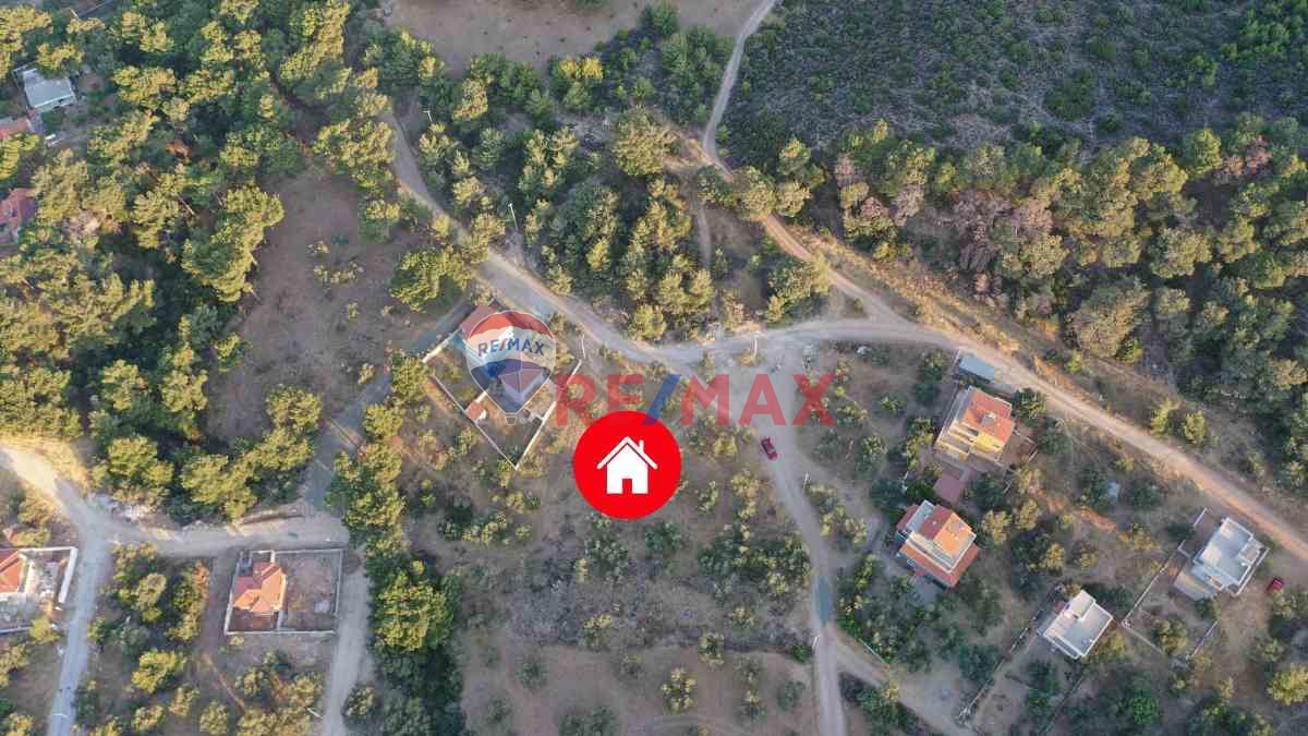 ÇANAKKALE EZİNE TAVAKLI KÖYÜ'NDE 305M2 İMARLI SATILIK ARSA