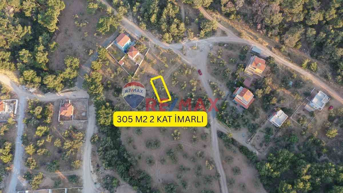 ÇANAKKALE EZİNE TAVAKLI KÖYÜ'NDE 305M2 İMARLI SATILIK ARSA