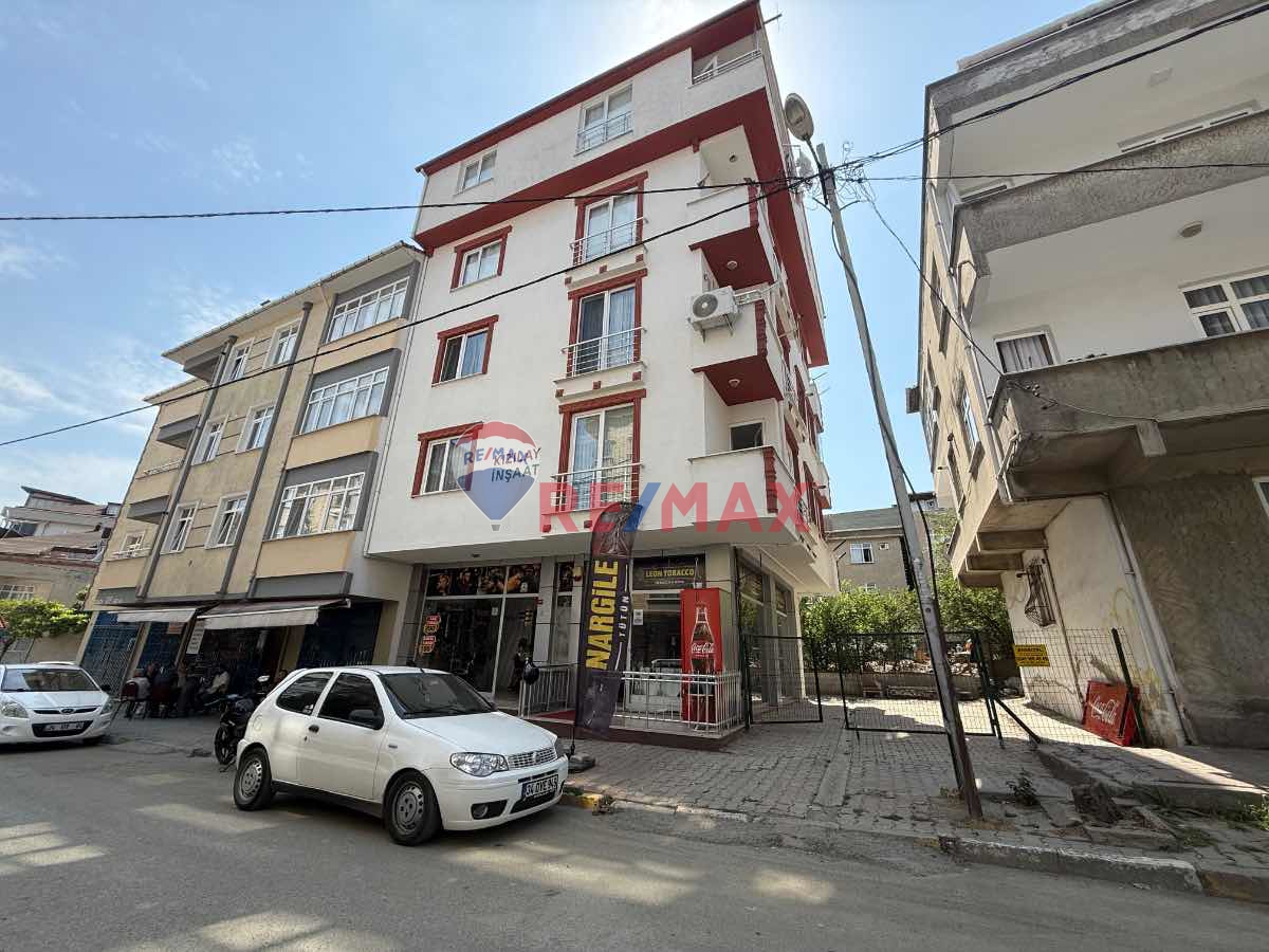 SANCAKTEPE KEMAL TÜRKLERDE METROYA YAKIN 2+1 FIRSAT DAİRE