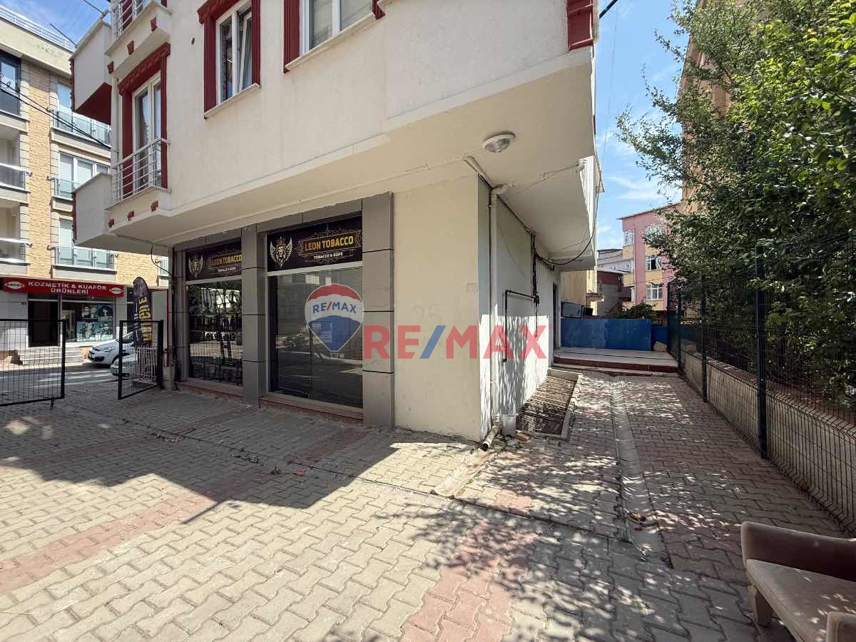 SANCAKTEPE KEMAL TÜRKLERDE METROYA YAKIN 2+1 FIRSAT DAİRE