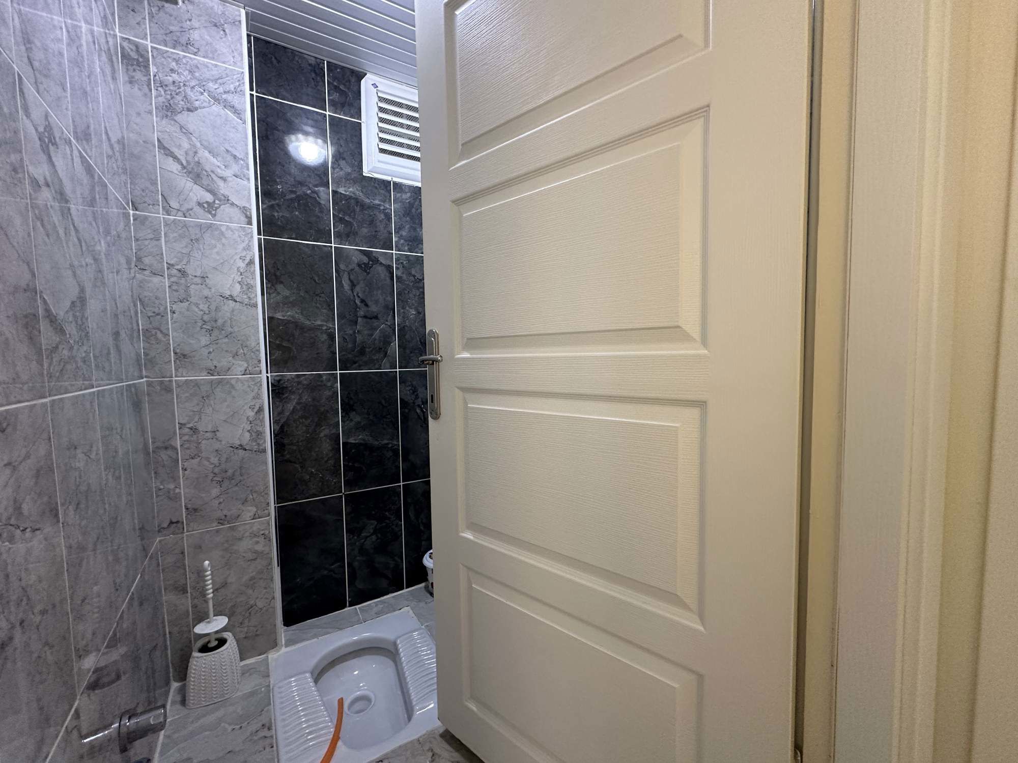 RE/MAX CENTRAL'DAN ŞEYH ŞAMİL MAH.'DE 3+1 YAPILI SATILIK DAİRE