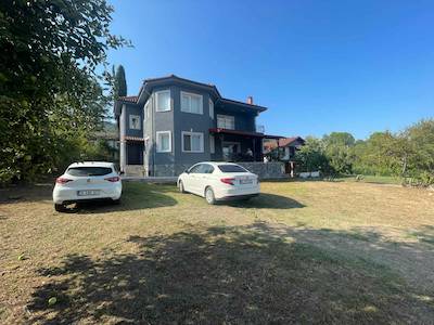 SAKARYA AKYAZI DA MÜSTAKİL 480 M2 TERASLI SATILIK VİLLA