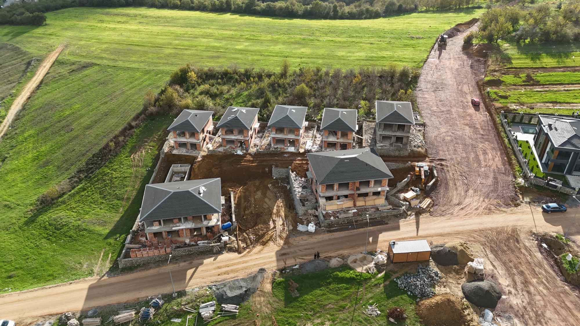 KABAOĞLU 4+1 LÜKS HAVUZLU VILLA DILEK ERCAN REMAXÇAKRA