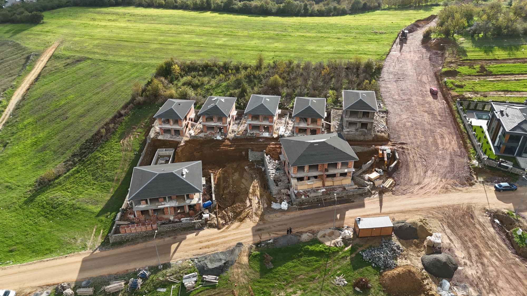 KABAOĞLU 4+1 LÜKS HAVUZLU VILLA DILEK ERCAN REMAXÇAKRA