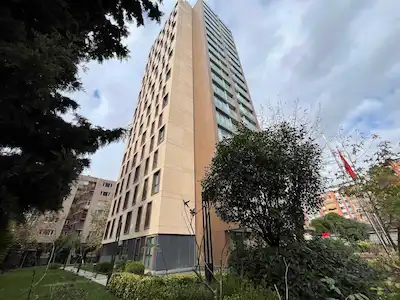 EN GÜZEL SOKAĞIN PRESTİJLİ BİNASINDA 3+1  MASRAFSIZ DAİRE