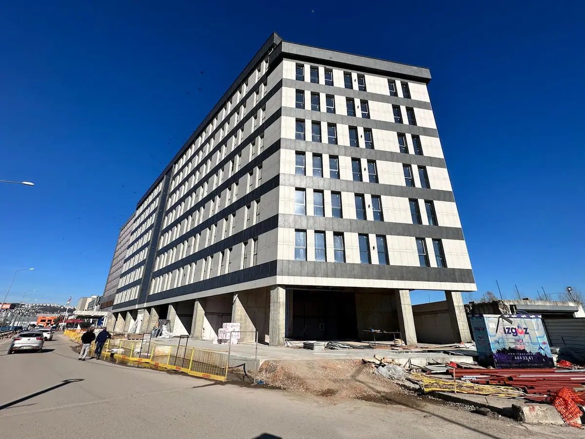 IZMITIN EN PRESTIJLI POROJESI SYMBOL V OFFICE'TE SATILIK OFIS