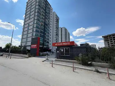 ALACAATLI AKYILDIZ PRESTİJ KİRALIK 1+1 KÖŞE DAİRE