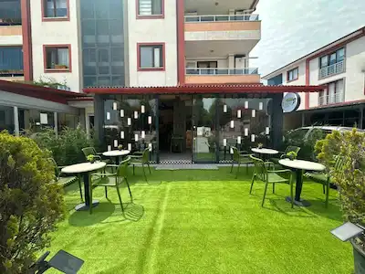 YAZLIK BÖLGESINDE KONSEPT BUTIK KAFE | ANAHTAR TESLIM DEVREN