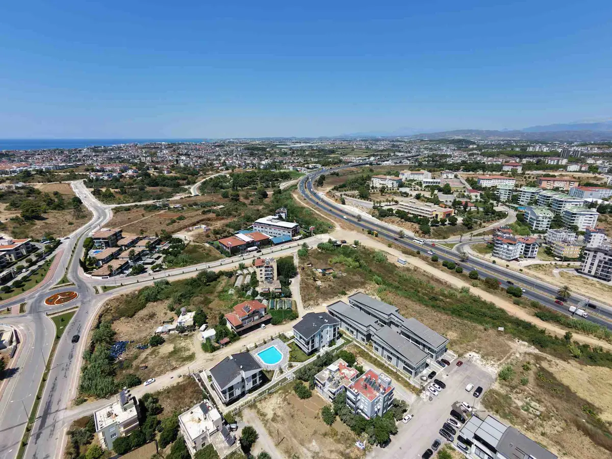 MANAVGAT SORGUN'DA SATILIK ASMA KATLI TİCARİ DÜKKAN
